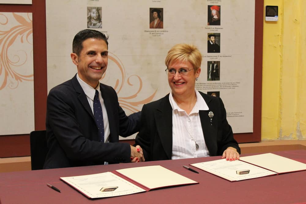 Acto oficial de adopción de la Biblia Políglota en la Capilla del Oidor